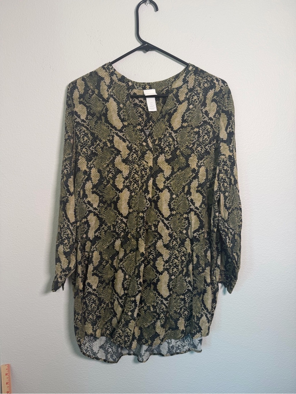 H&M Viscose Olive and Black Snake-Print Blouse Tunic/Dress Size 4